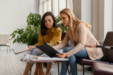 Online marketing company helping businesses grow with SEO and ads Online marketing company helping businesses grow with SEO and ads